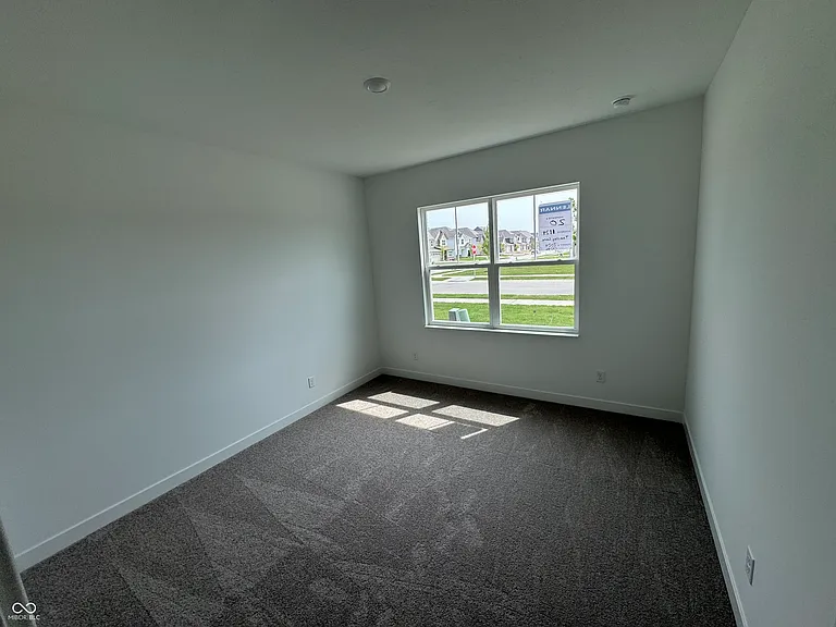 1124 Tansley Ln — Photo 21