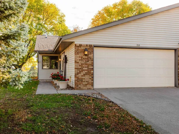 713 Pondhurst Cir, Amery, WI 54001