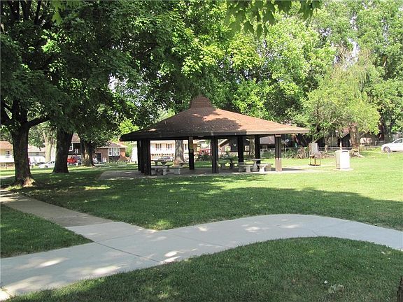 Neighborhood Park with sidewalks to stroll on