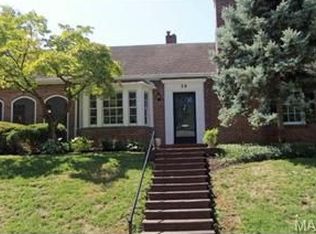 28 Jefferson Rd, Saint Louis, MO 63119