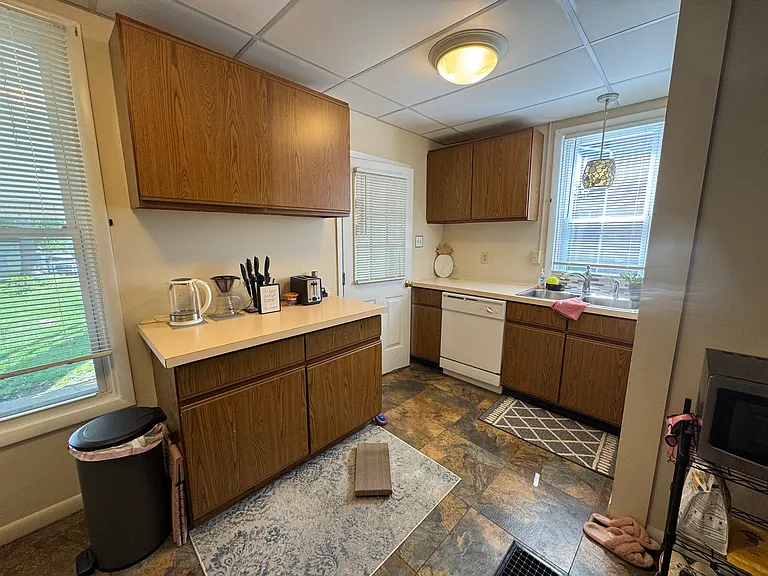 211 Geary Ave #1 — Photo 3