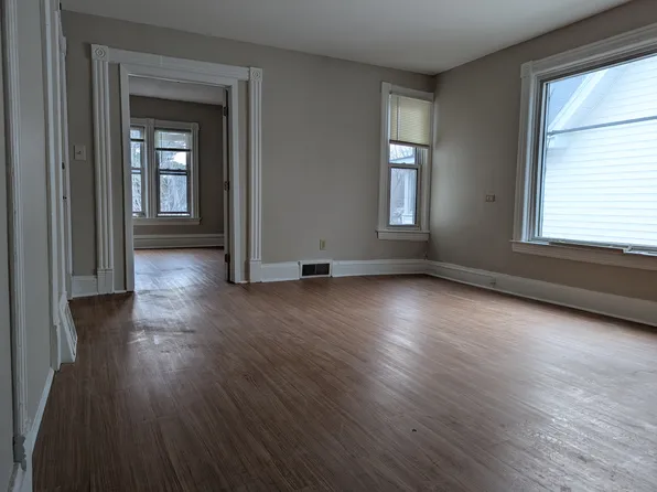 816 Edmund Ave #2, Saint Paul, MN 55104