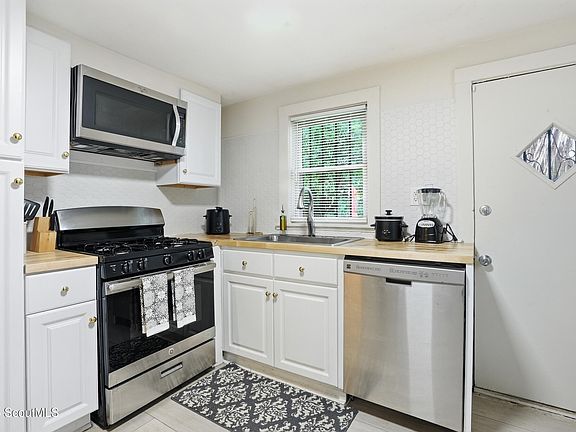 5th image of 31 Lissner Ave