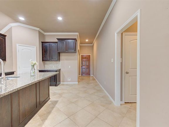 2nd image of 4030 Calaway Oaks Ln