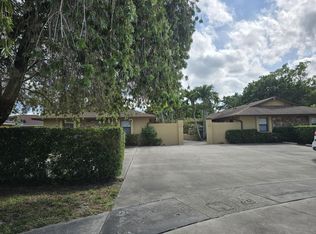 1155 White Pine Dr #1155, Wellington, FL 33414