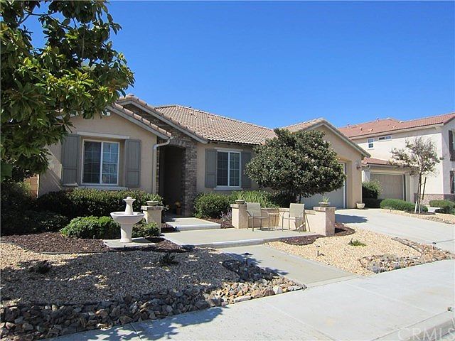1st image of 31726 Silk Vine Dr