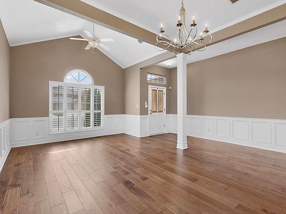 4th image of 9509 Macallan Rd NE