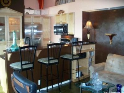 1444 W Beacon Hill Cir, Taylorsville, UT, 84123