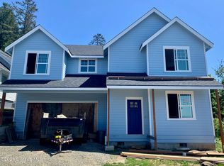 585 Rivington St, Astoria, OR 97103