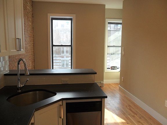 3rd image of 131 Herkimer St APT 3C