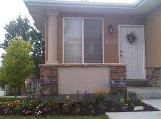 9508 S Hidden Point Dr, Sandy, UT 84070