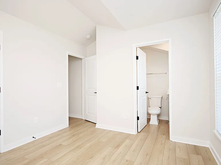 6019 Bicknell St — Photo 19