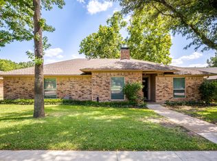 2308 E Windsor Dr, Denton, TX 76209