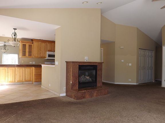 5th image of 4369 Waters Edge Dr #4369