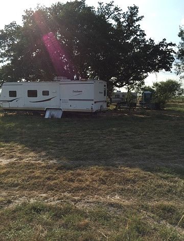 2nd image of 601 Comanche County Rd #351
