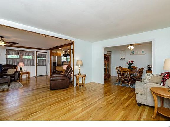 3rd image of 2996 Aberdeen Dr