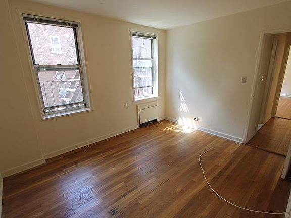 3rd image of 7281 113th St APT 5C