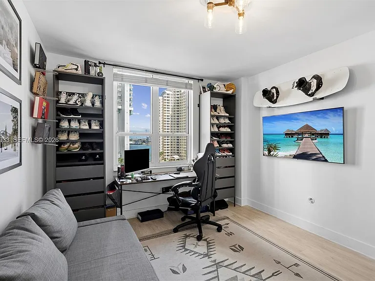 701 Brickell Key Blvd #1106 — Photo 45