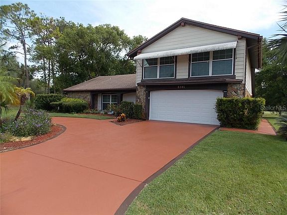 3rd image of 8501 Forest Glade Dr