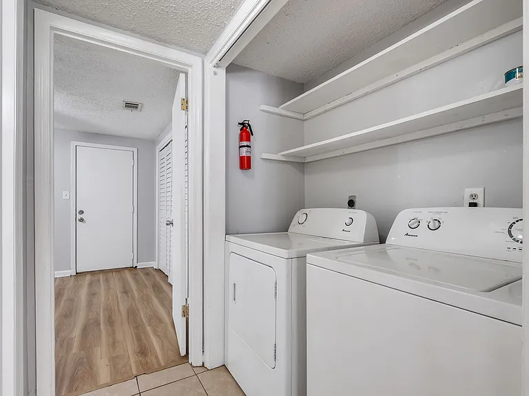 2189 Sandpiper St — Photo 10
