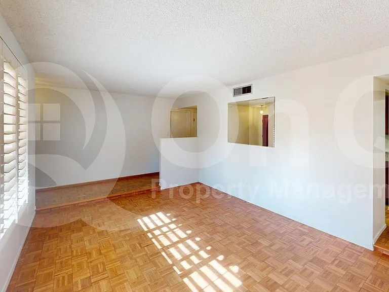 1218 E Alameda Dr — Photo 10