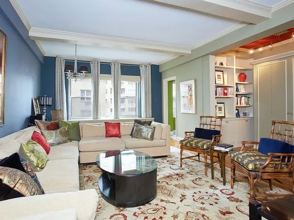 400 E 52nd St APT 10B, Manhattan, NY 10022