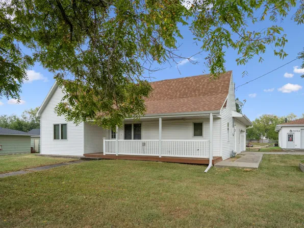708 Grand Ave, New Virginia, IA 50210