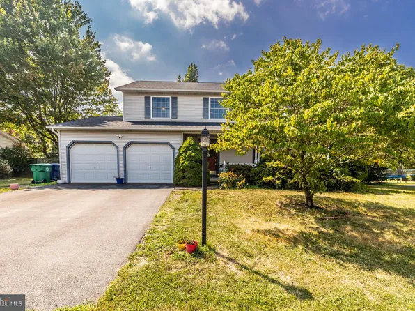 5881 Tyler Dr, Harrisburg, PA 17112