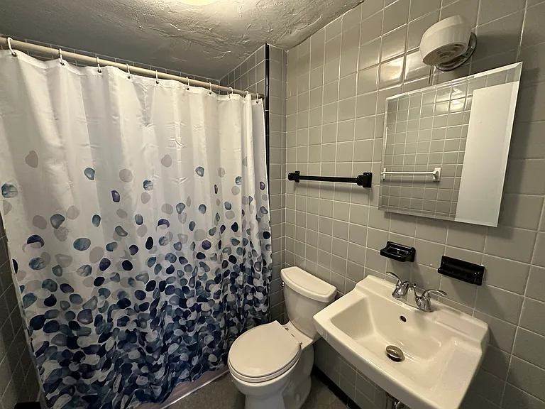 410 Market St #B — Photo 7
