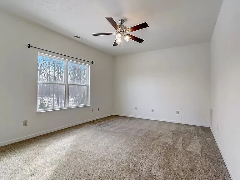 8961 Ingram Ln — Photo 18