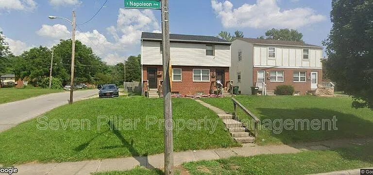 368 S Napoleon Ave — Photo 1