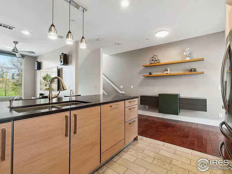 2770 W 22nd Ave — Photo 8