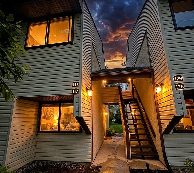 1st image of 11 E Daisy Ln #B