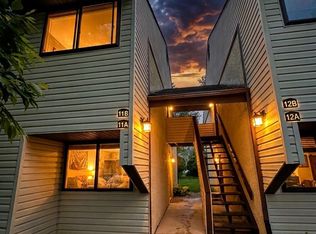 11 E Daisy Ln #B, Mount Laurel, NJ 08054