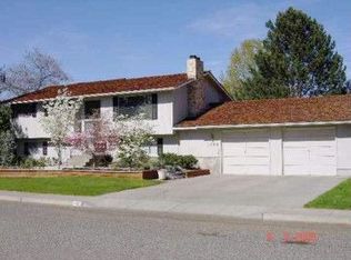 1766 Duluth St, Richland, WA 99354