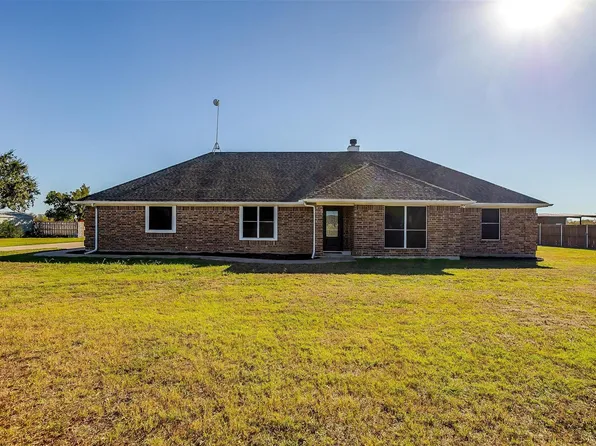 400 E Vaughn Rd, Cleburne, TX 76031