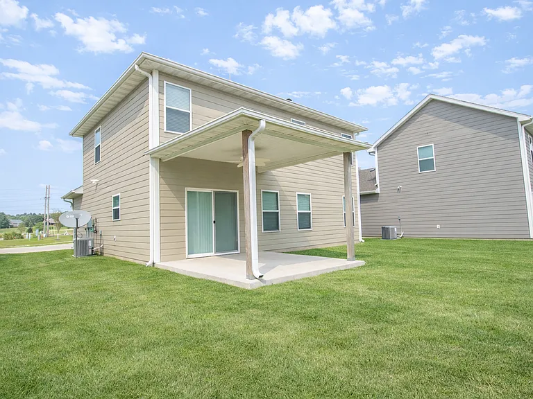 2810 Amberwood Ct — Photo 25