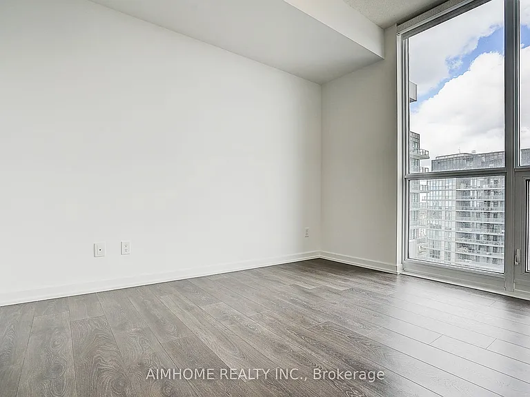 32 Forest Manor Rd #2105 — Photo 8