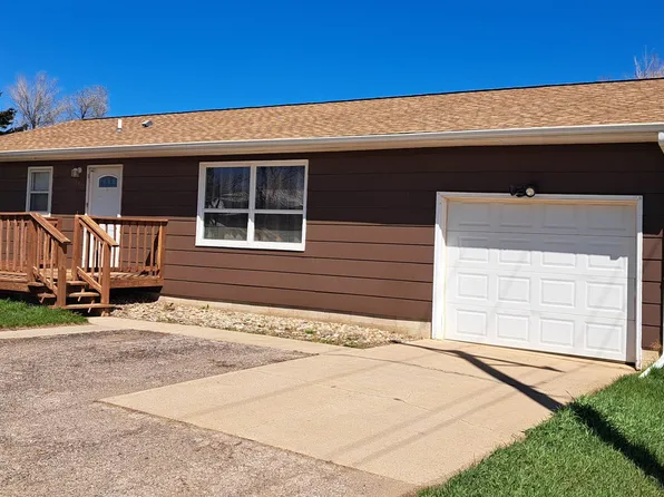 110 5th St, Newell, SD 57760
