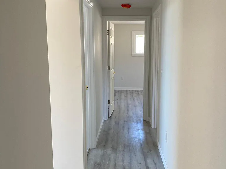 1327 N Fir St — Photo 12