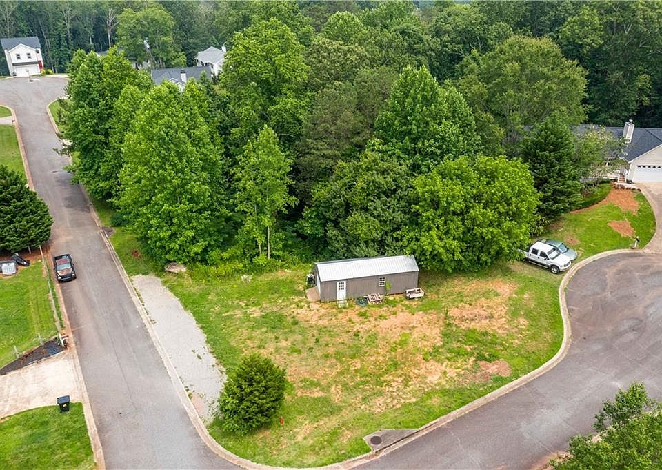 1st image of 10 Kinsington Ct
