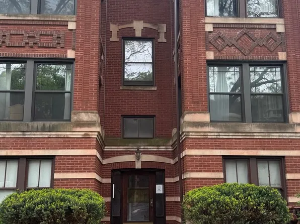 (undisclosed Address), Chicago, IL 60615