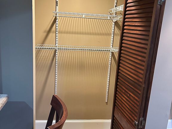 4th image of 1435 Flagler Ct #1