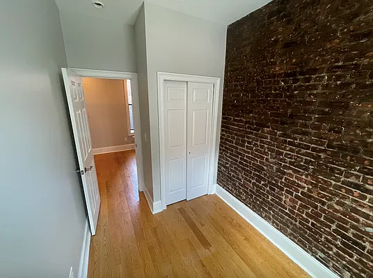 Rented by EXR | media 8