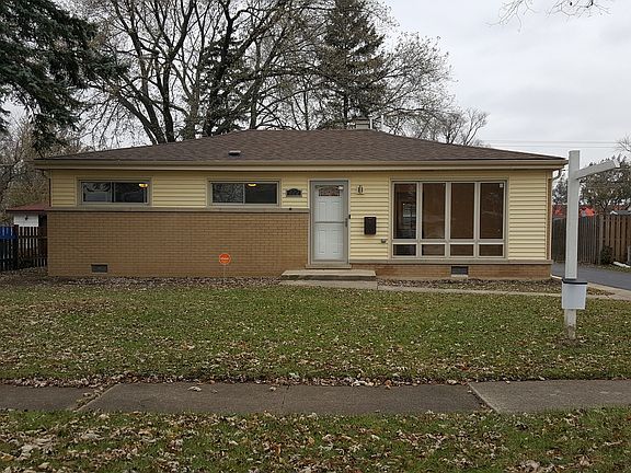 2nd image of 722 N Bierman Ave