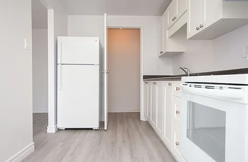 142 Woodside Ave Photo 1