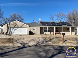 5524 SW 13th St, Topeka, KS 66604