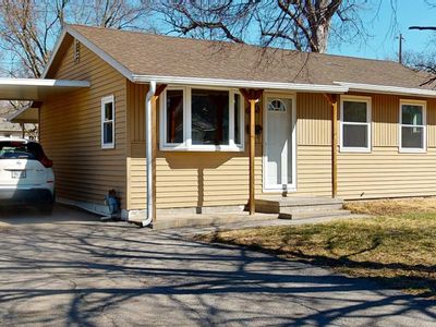 6060 Camden Ave, Omaha, NE, 68104