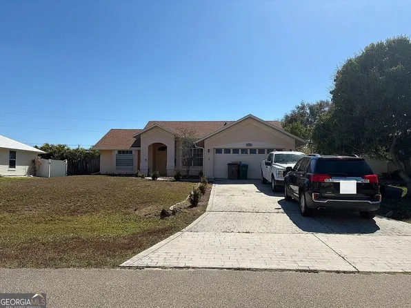 706 SW 11th Ter, Cape Coral, FL 33991