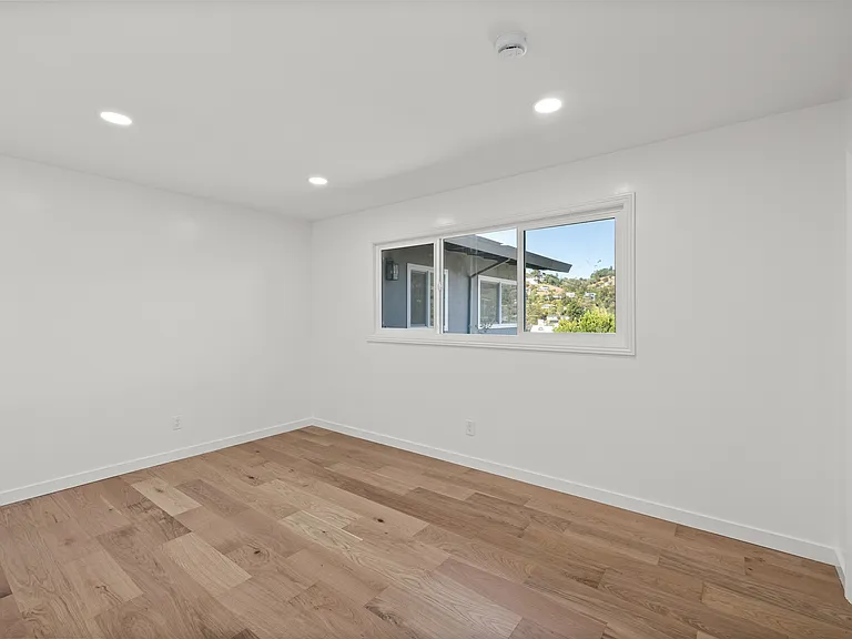 40 Leafwood Cir #42 — Photo 10